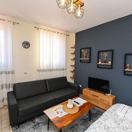 City Nest Shkoder Luaran gambar