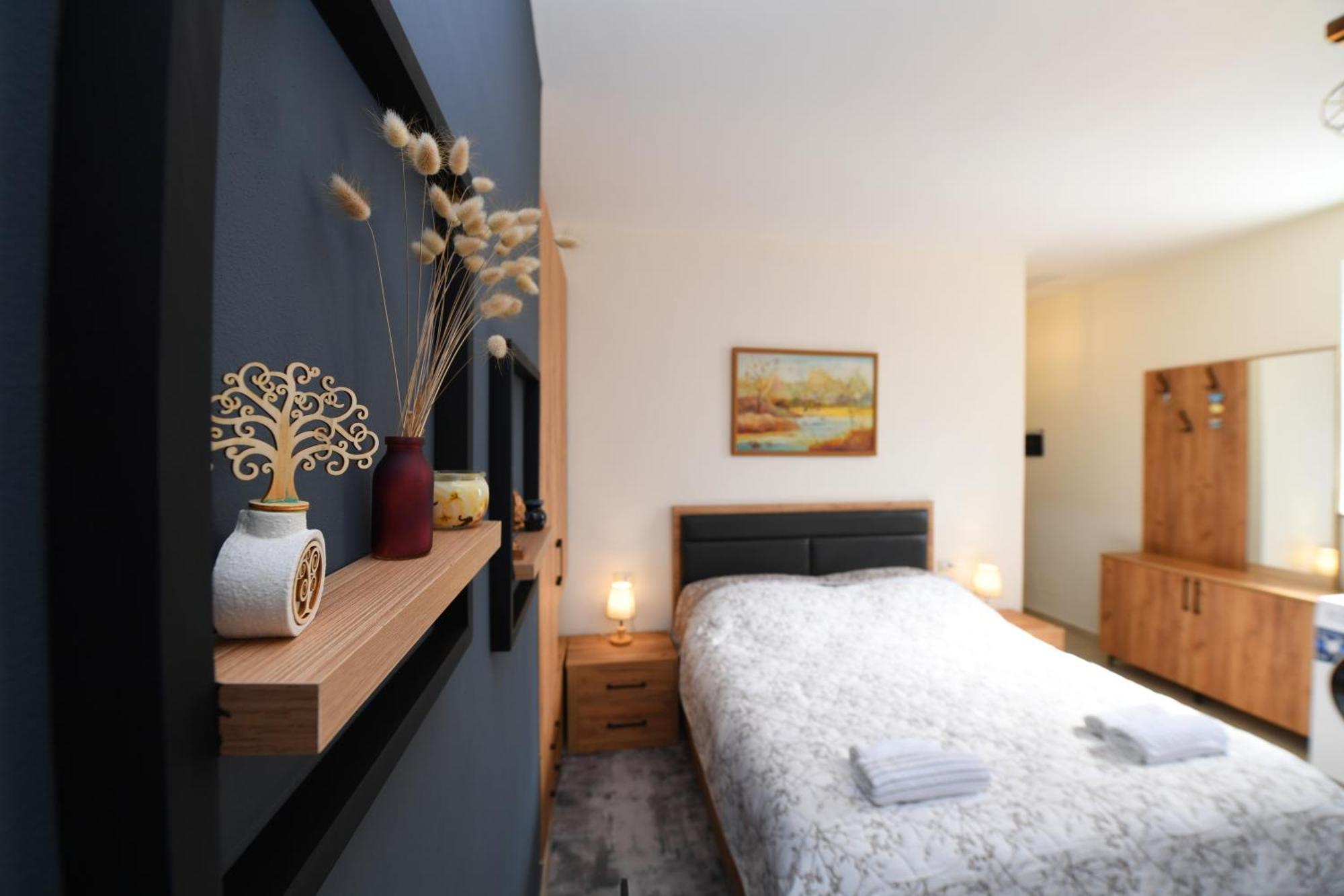 City Nest Shkoder Luaran gambar